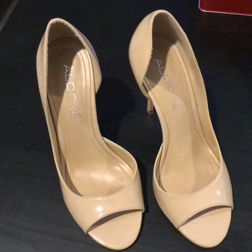 Beige Aldo open toe stilettos